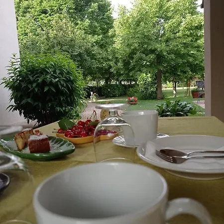 I Sassetti Bed and breakfast 3*